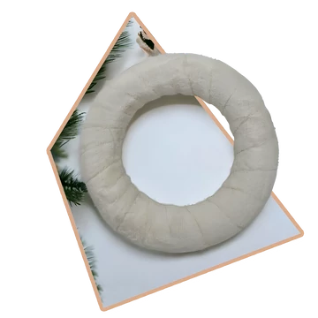 26-os Fehér Szőrmés Koszorú