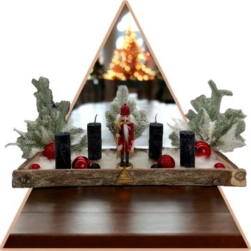 Stílusos Karácsonyi Piros Diótörő Adventi Asztaldísz