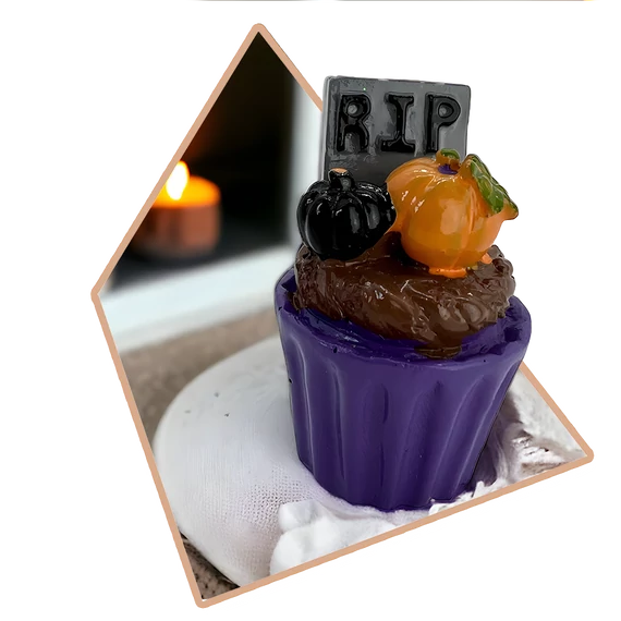 HALLOWEENI Muffin  RIP Figura POLY