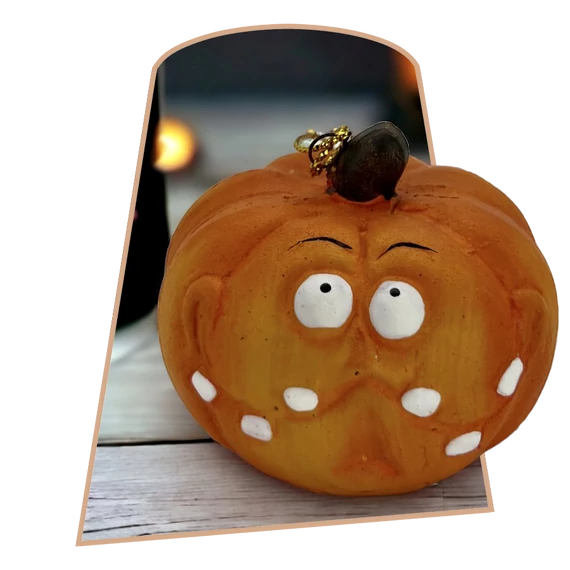 4 - Akasztós  HALLOWEEN KERÁMIA Tök figura