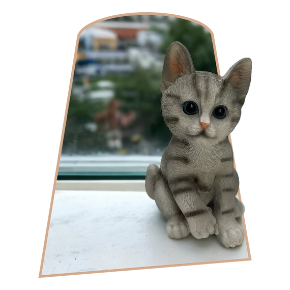 Szürke Cica Figura